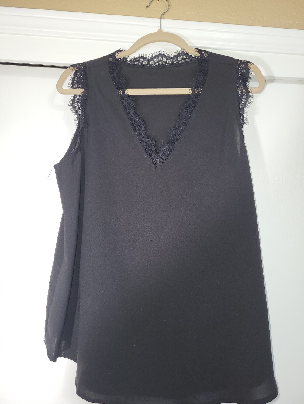 Black Lace-Trim V-Neck Camisole